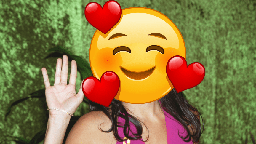 Angie Harmon