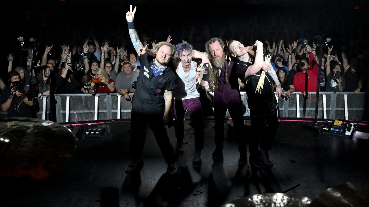 Zach Myers,Eric Bass, Barry Kerch, and Brent Smith of the band Shinedown