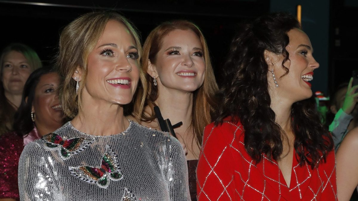 Nikki DeLoach, Sarah Drew, Erin Cahill and Ginna Claire Mason