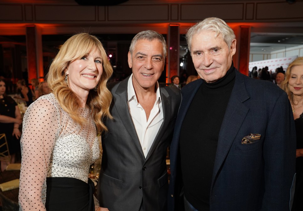 Michael Nouri