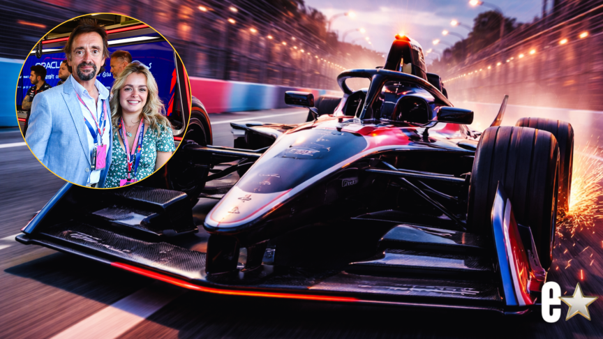 Izzy Hammond Crashes Into Wall During Formula E Evo Session