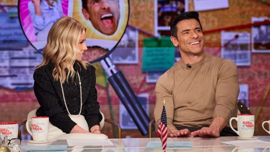 Kelly Ripa and Mark Consuelos