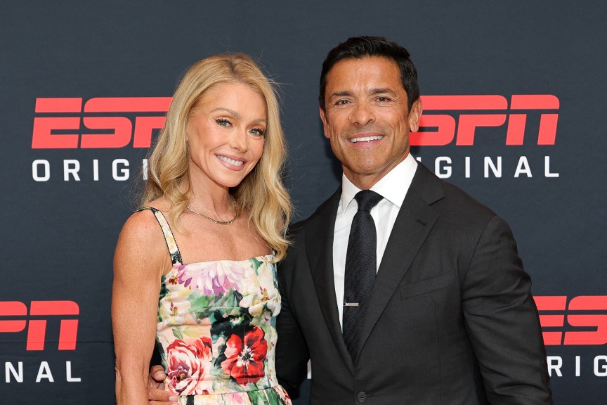Kelly Ripa and Mark Consuelos