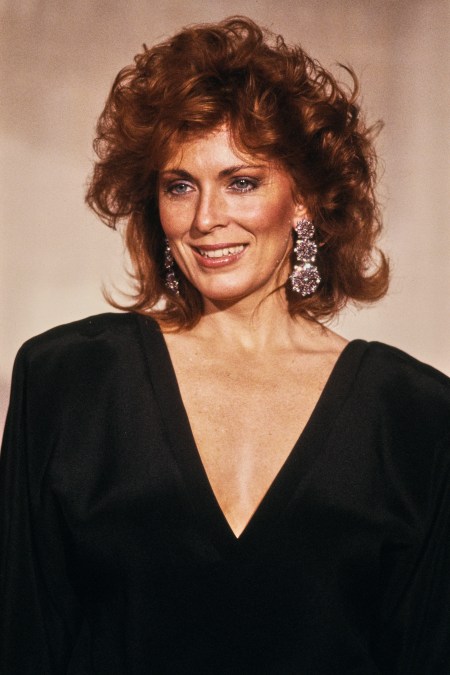 Joanna Cassidy smiling for a photo
