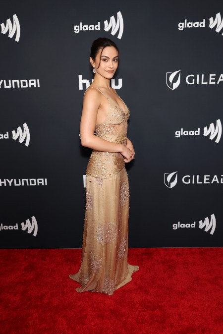 Camila Mendes
