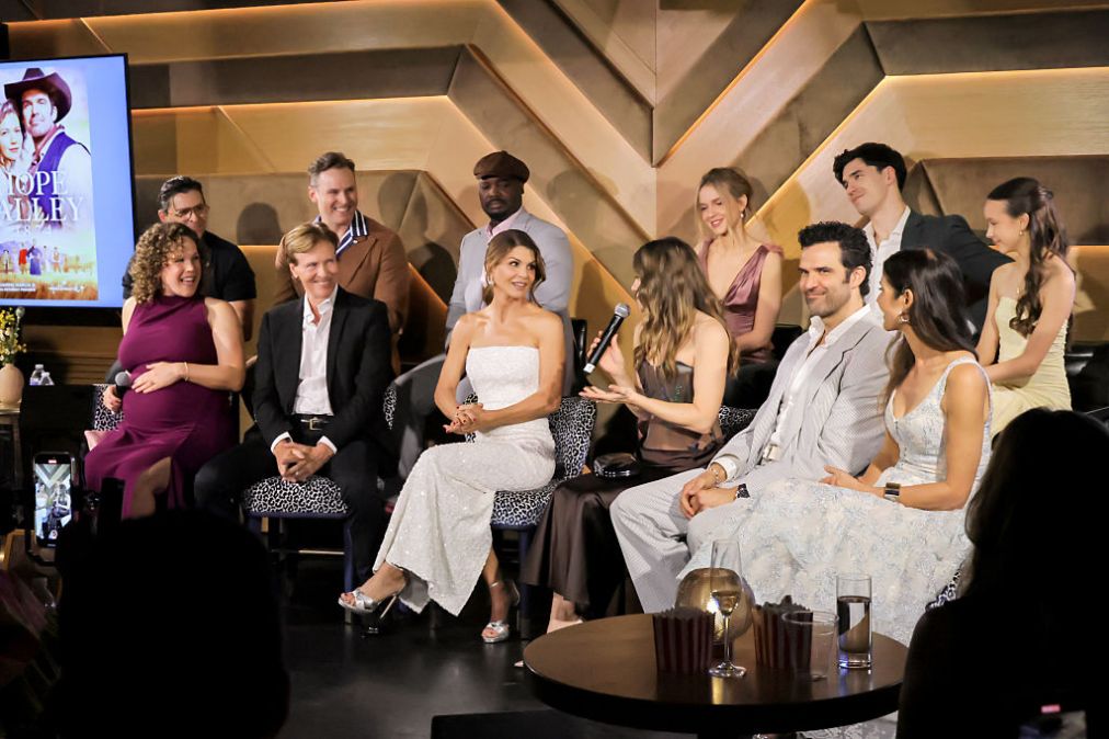 Erin Krakow, Kavan Smith, Jack Wagner, Ben Rosenbaum, Viv Leacock, Lori Loughlin, Bethany Joy Lenz, Roan Curtis, Benjamin Ayres, Lachlan Quarmby and Mila Morgan
