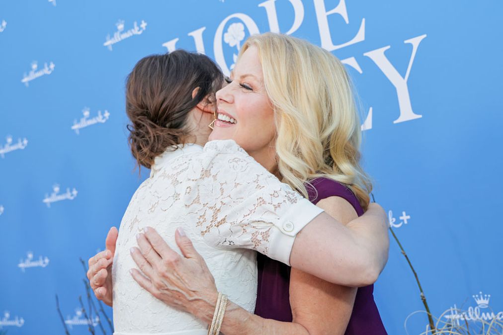 Ashley Williams and Barbara Niven