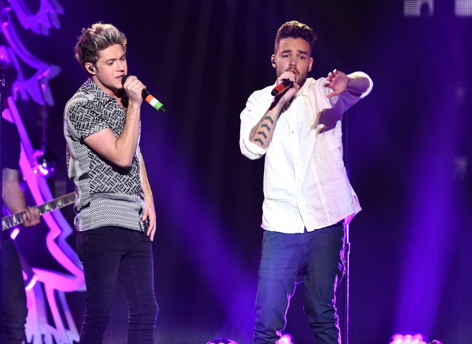 Singers  Niall Horan (L) and Liam Payne of One Direction perform onstage during 102.7 KIIS FMs Jingle Ball 2015 