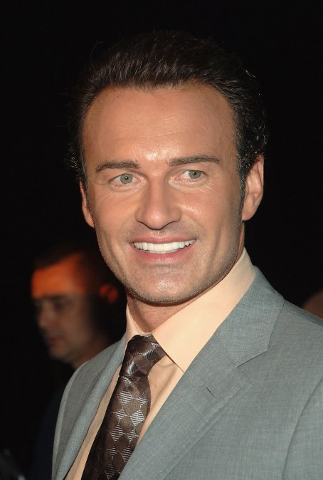 Julian McMahon at the "Fantastic Four" premiere in 2005.