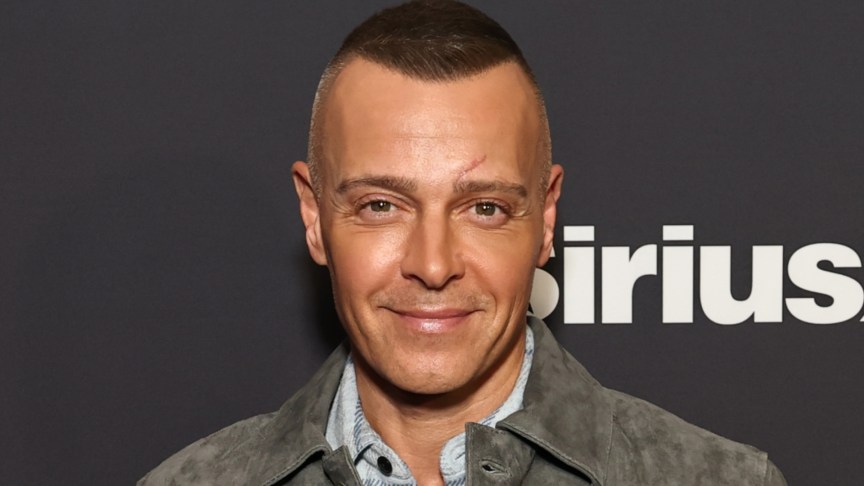 Joey Lawrence attend s an event for SiriusXM and Pandora PopRocks