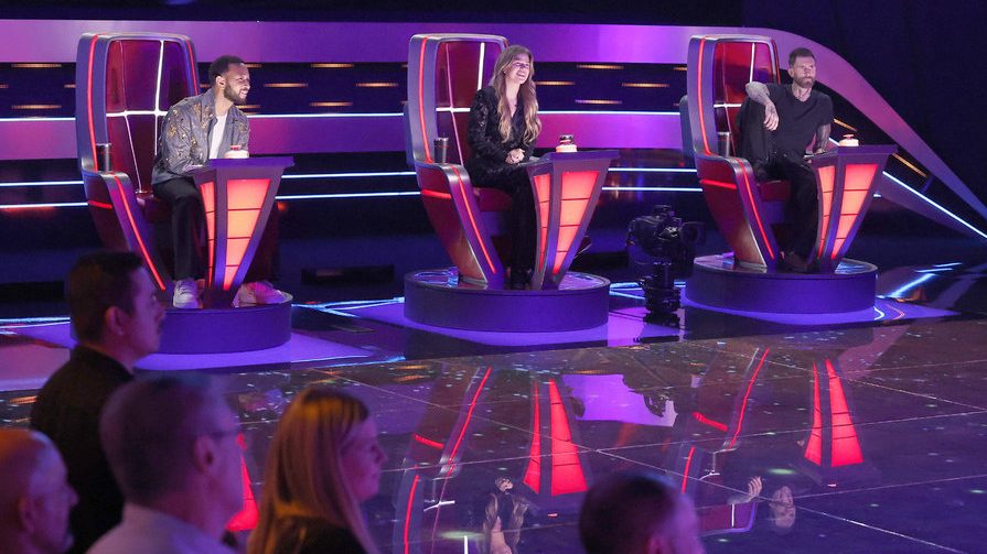 John Legend, Kelly Clarkson, Adam Levine