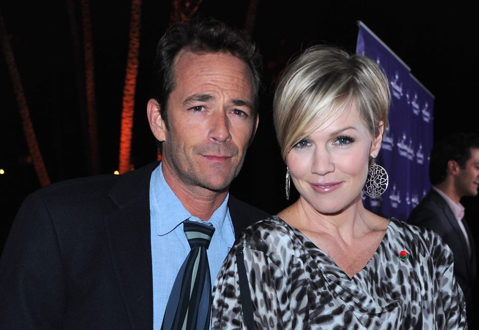 Luke Perry and Jennie Garth