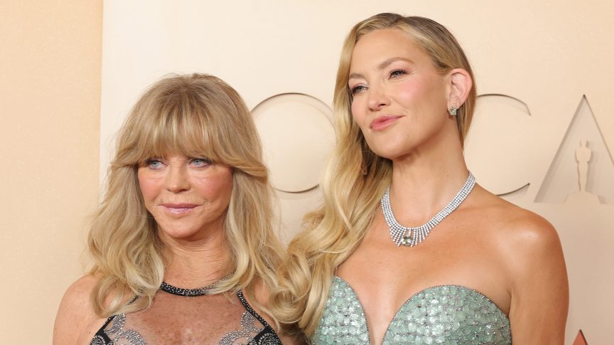 Goldie Hawn and Kate Hudson.