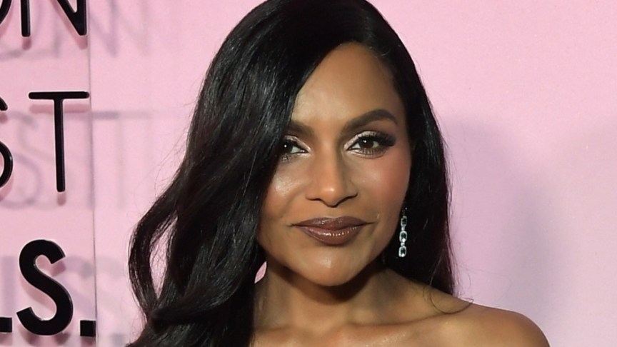 Mindy Kaling poses on the red carpet of the 2026 Fashion Trust U.S. Awards