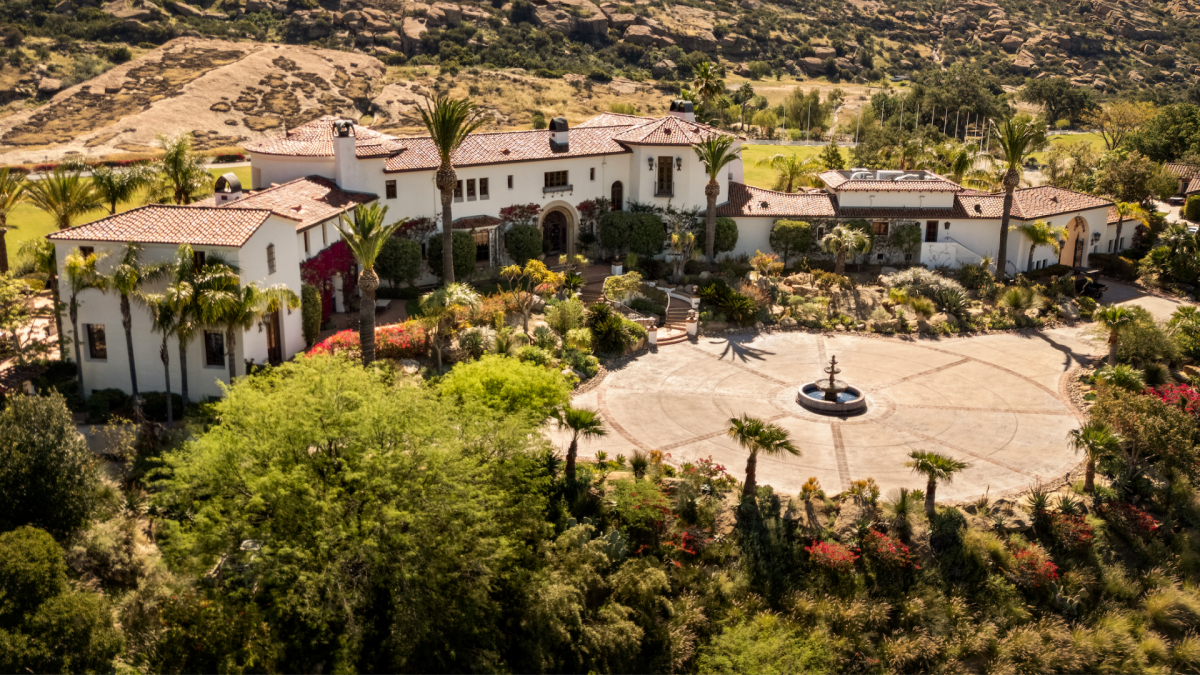 Hummingbird Nest Ranch