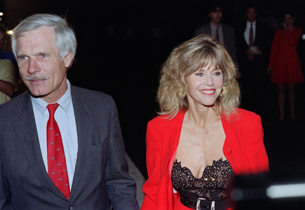 US actress Jane Fonda (R) arrives on September 30, 1992 with husband Ted Turner