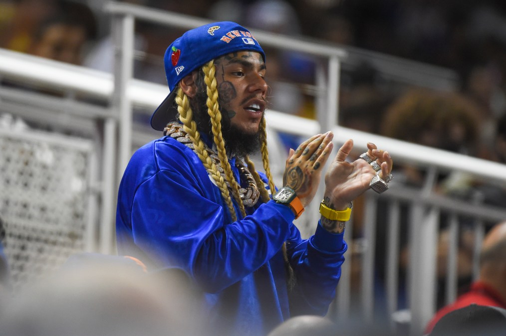 6ix9ine in 2021.