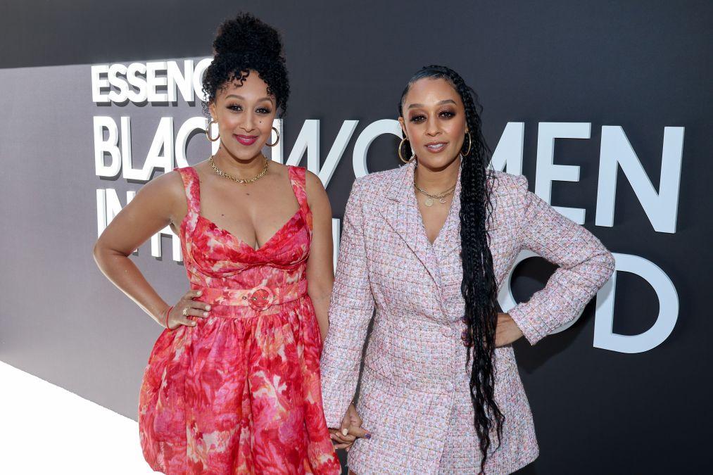 Tamera Mowry-Housley and Tia Mowry