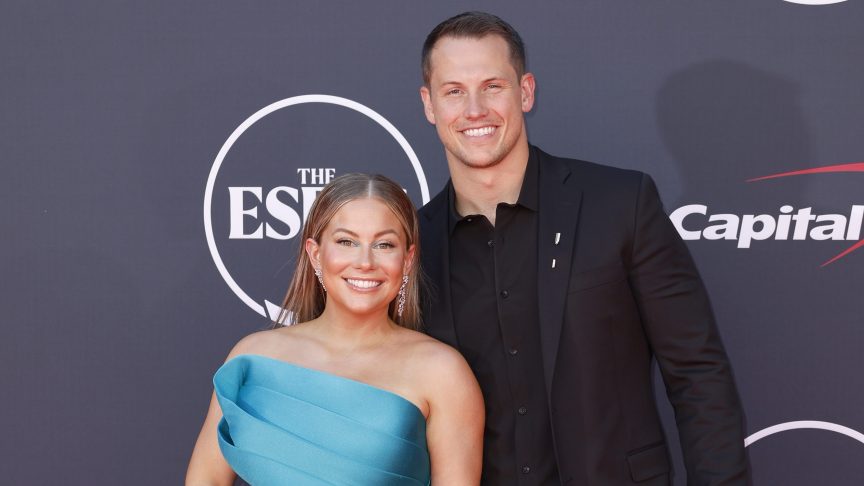 shawn johnson postpartum