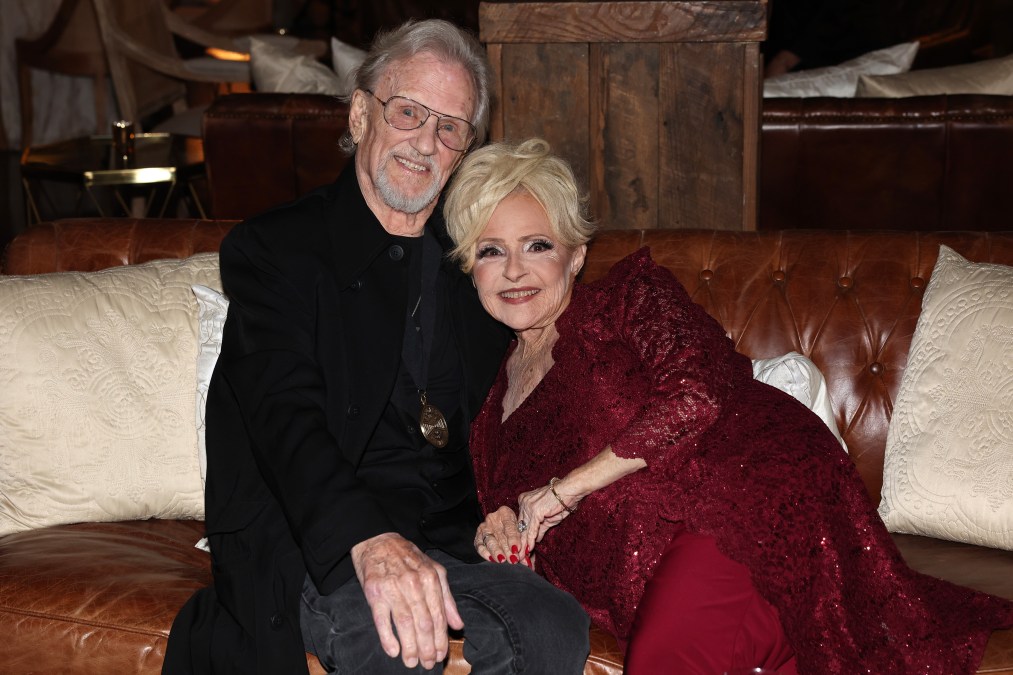 Kris Kristofferson (L) with Brenda Lee in 2023.