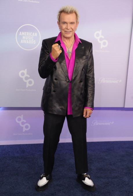 Billy Idol on the American Music Awards of 2026 red carpet.