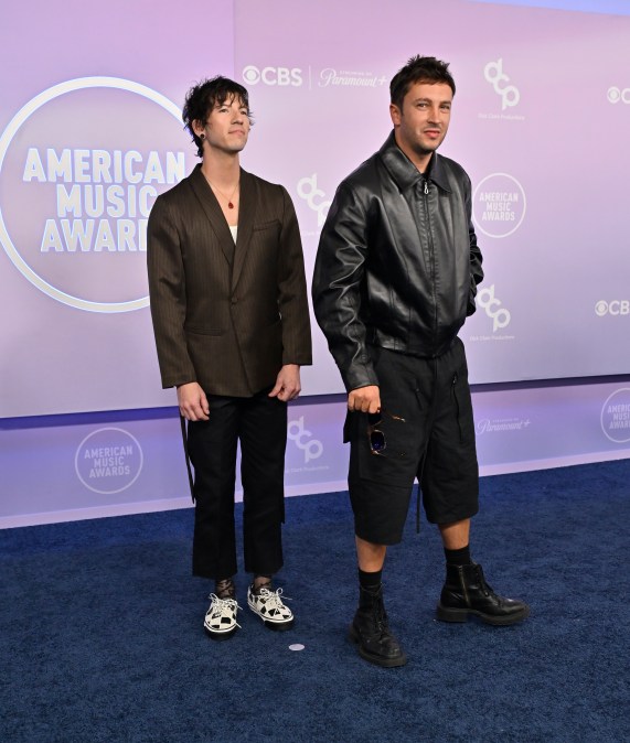 Twenty One Pilots on the American Music Awards of 2026 red carpet.