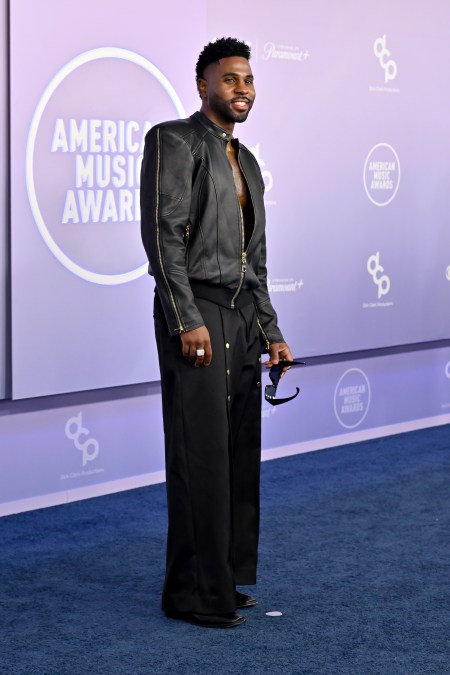 Jason Derulo on the American Music Awards of 2026 red carpet.