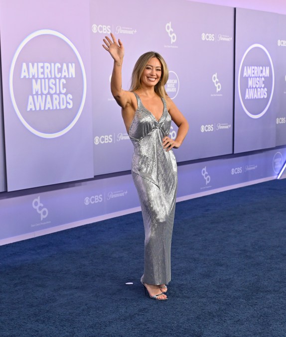 Hilary Duff on the American Music Awards of 2026 red carpet.