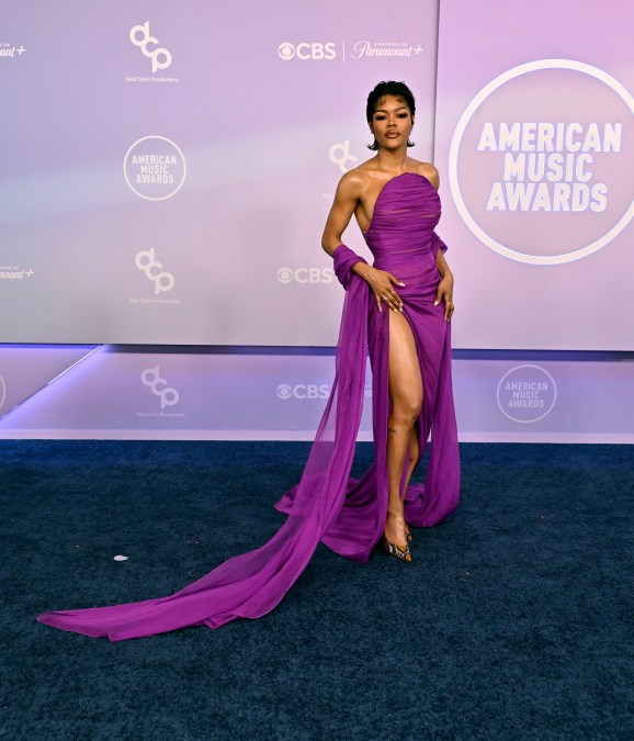 Teyana Taylor on the American Music Awards of 2026 red carpet.