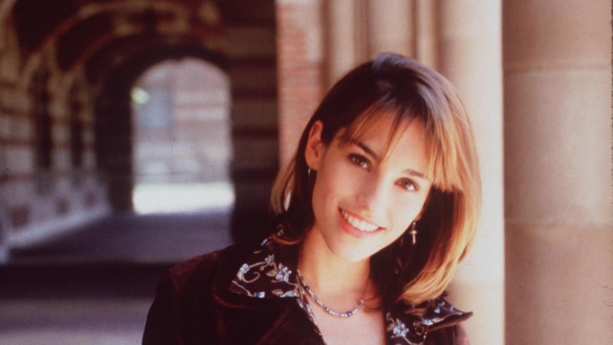 Amy Jo Johnson