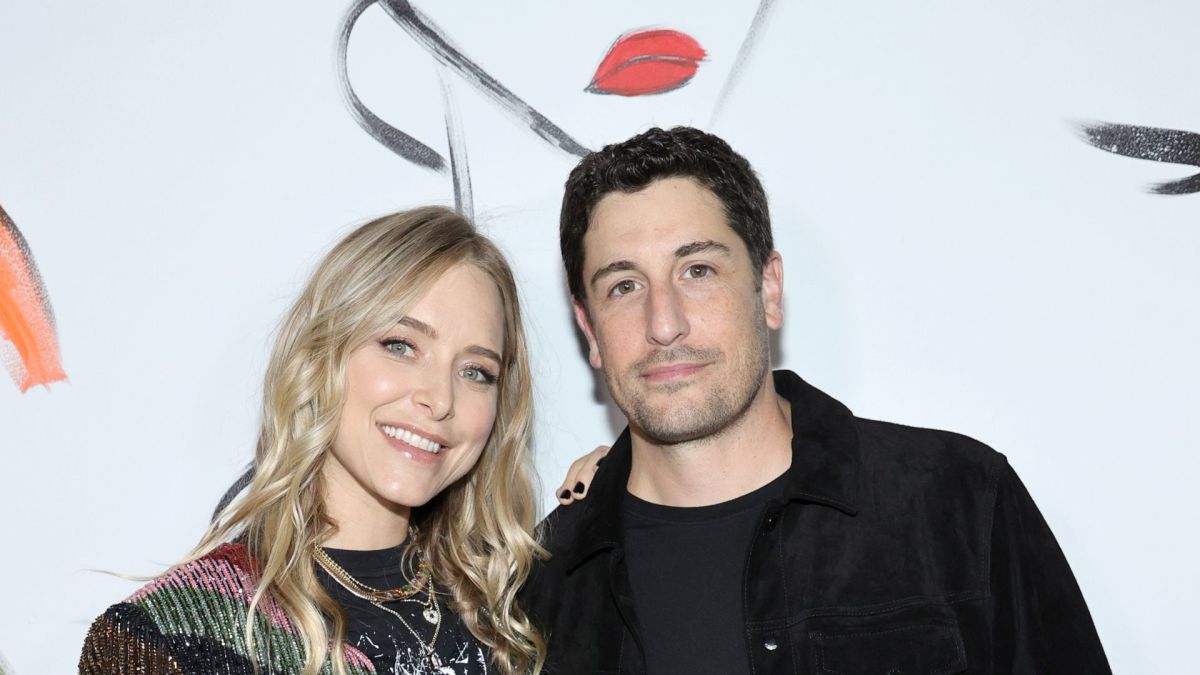 Jenny Mollen and Jason Biggs attend alice + olivia by Stacey Bendet during September 2021