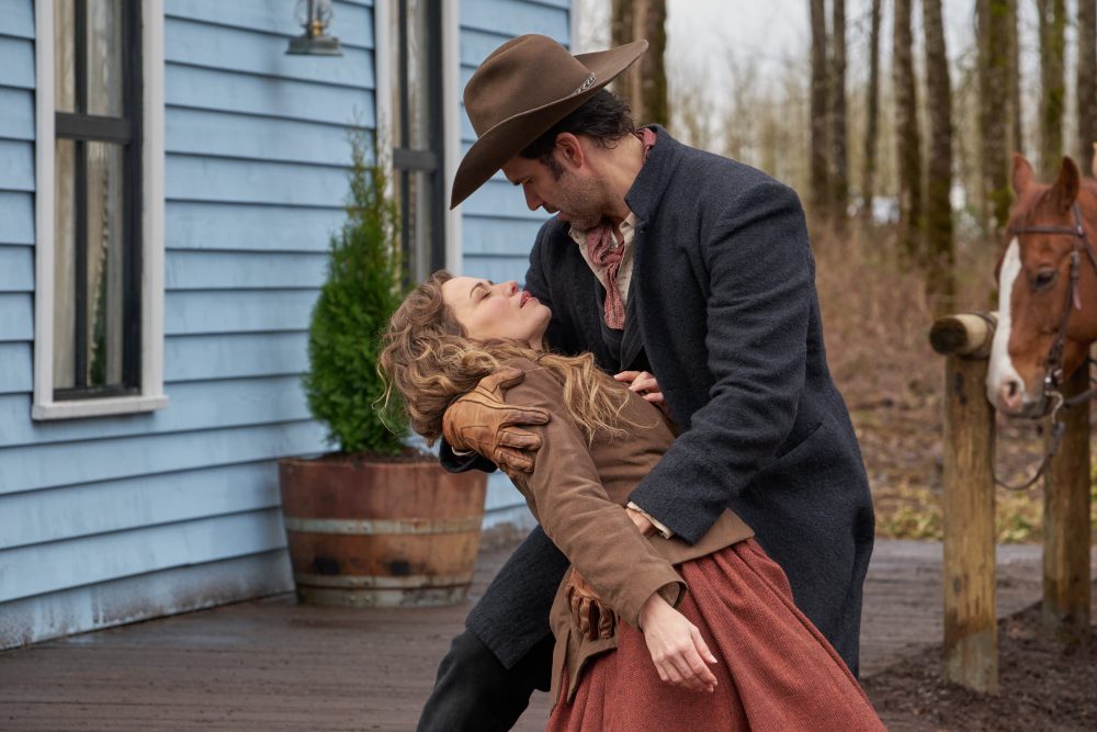 Bethany Joy Lenz and Benjamin Ayres
