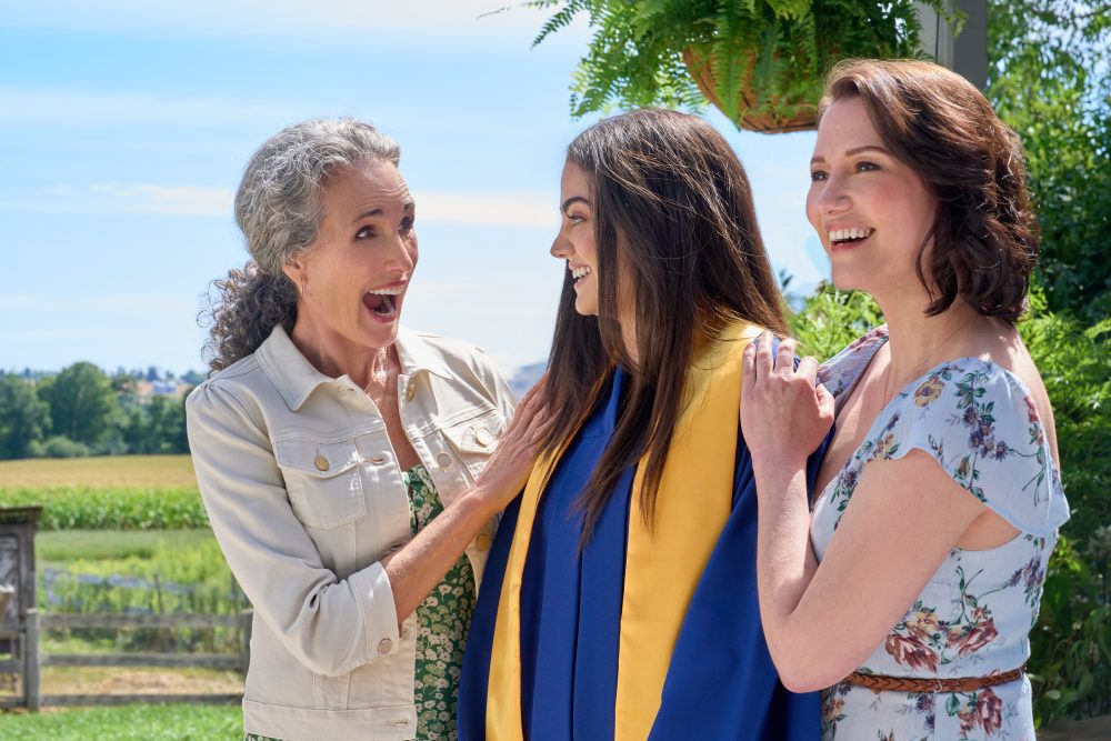 Andie MacDowell, Sadie Laflamme-Snow, Chyler Leigh
