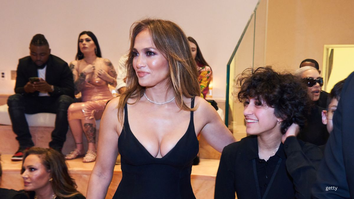 Jennifer Lopez - Emme
