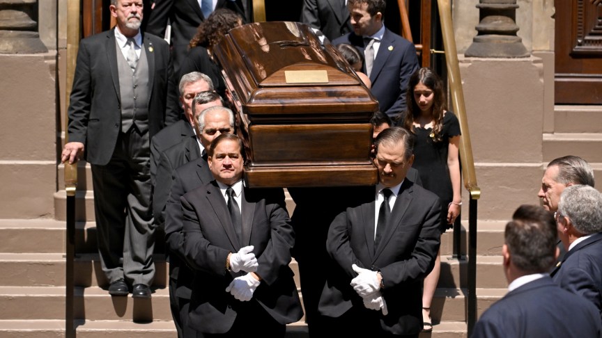 mourners and celebrities attend Clive Davis' funeral