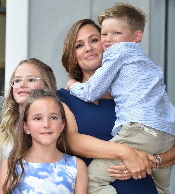 Actress Jennifer Garner poses with her children Violet Affleck, Seraphina Rose Elizabeth Affleck and Samuel Garner Affleck at her star on the Hollywood Walk of Fame, August 20, 2018 in Hollywood, California.