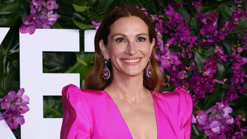 Julia Roberts at the premiere of "Ticket to Paradise" in 2022.