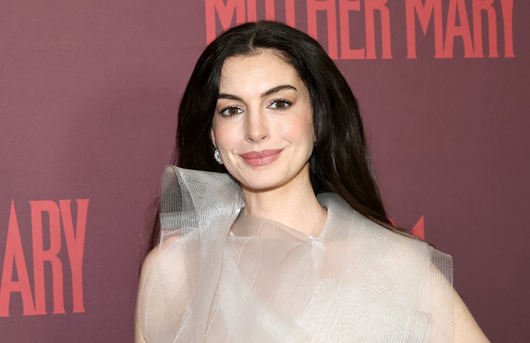 Anne Hathaway 