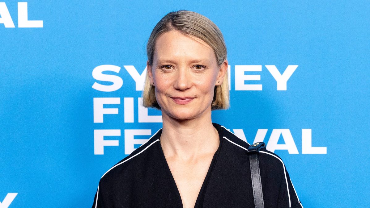 Mia Wasikowska