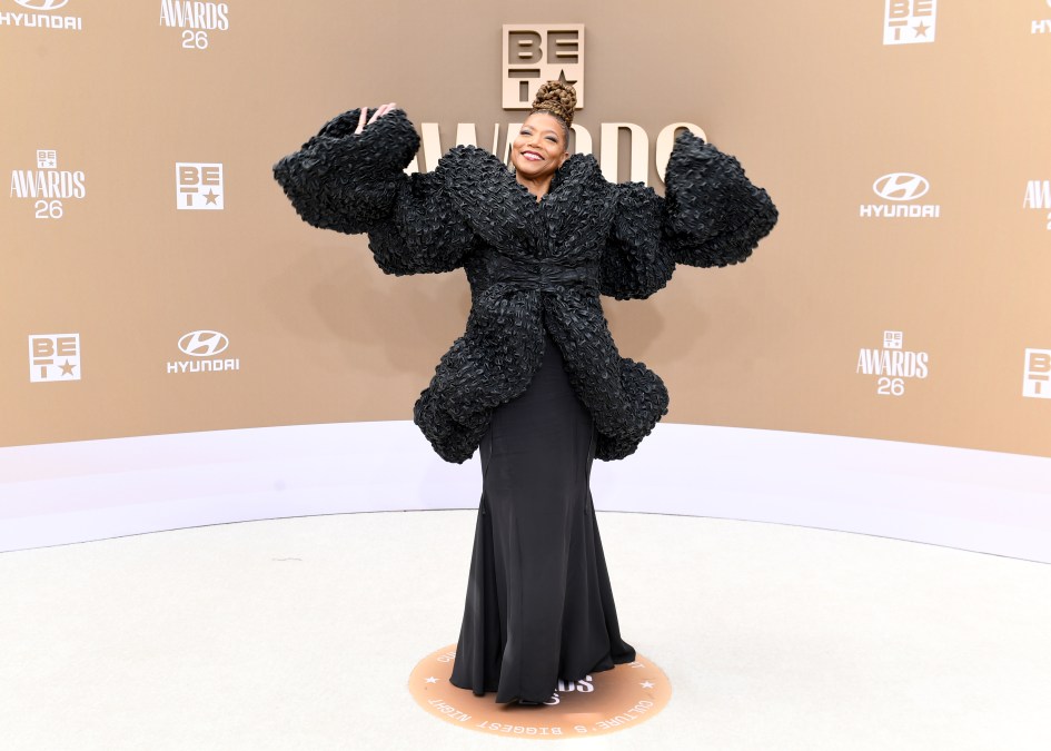 Queen Latifah on the 2026 BET Awards red carpet.
