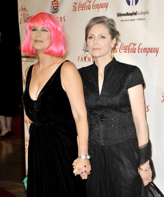 Jamie Lee Curtis and Kelly Curtis.
