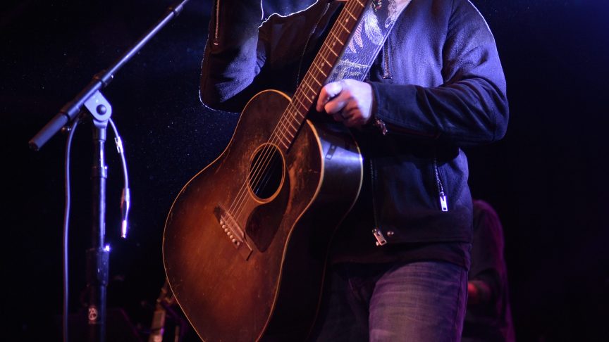 tyler farr