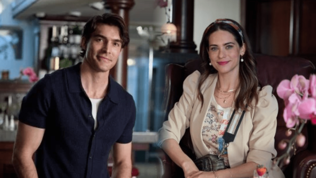 Peter Porte and Lyndsy Fonseca