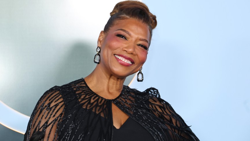 Queen Latifah poses on the red carpet at the 2026 Tony Awards