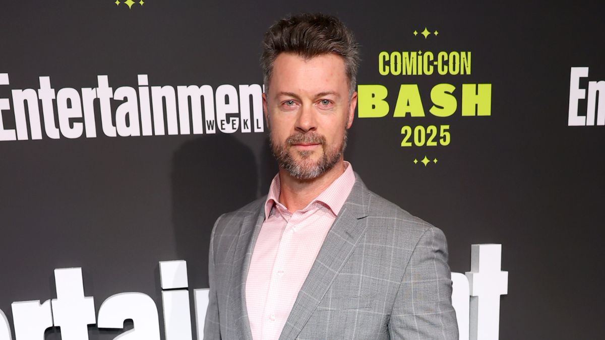 Dan Feuerriegel as EJ DiMera