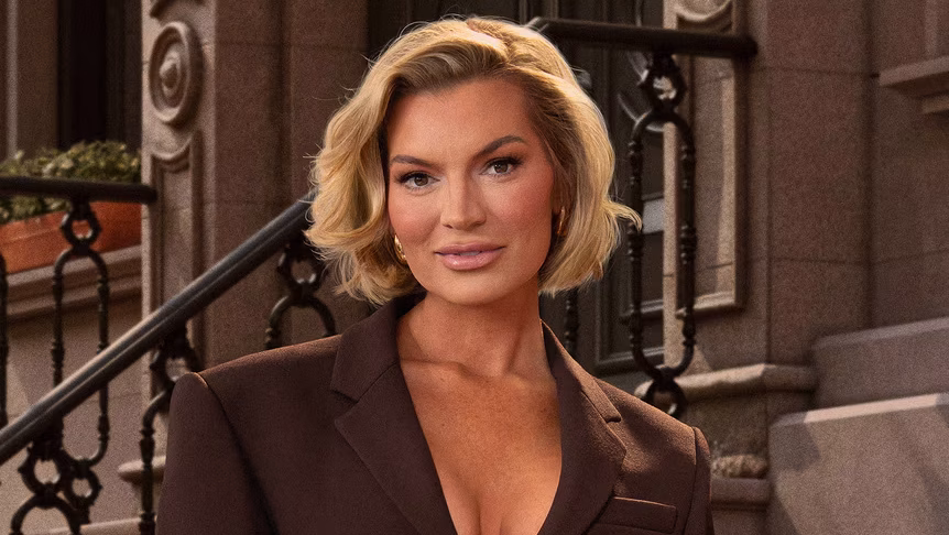 Lindsay Hubbard poses in promotional artwork for Bravo's "Summer House."