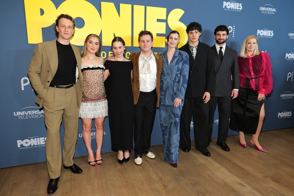 Ponies cast, Peacock 