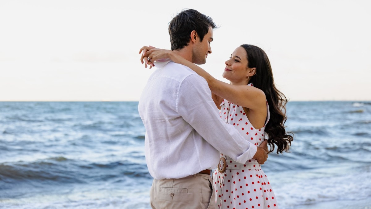 Matthew Bourke and Rhiannon Fish in 'A Prince in Paradise: A Royal Wedding'