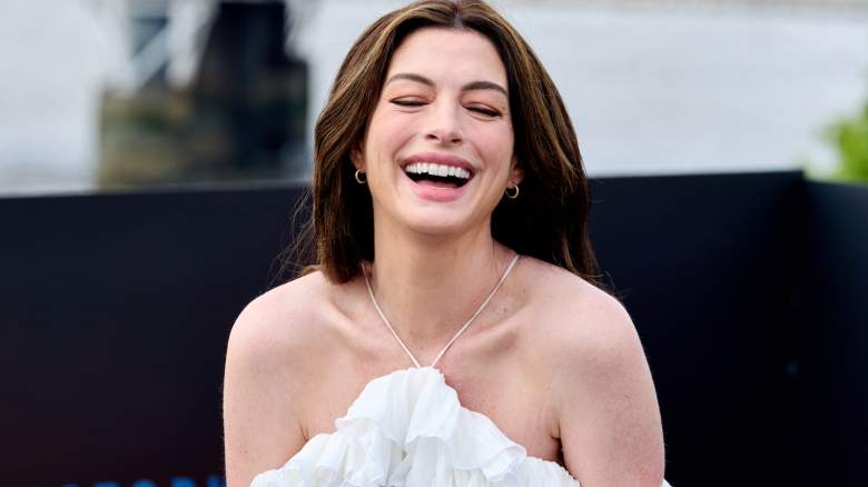 Anne Hathaway on the red carpet