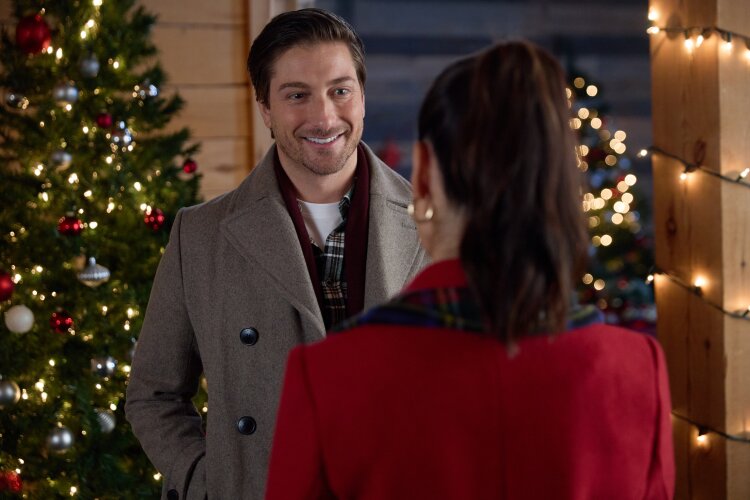 Hallmark's "Christmas Under Construction"